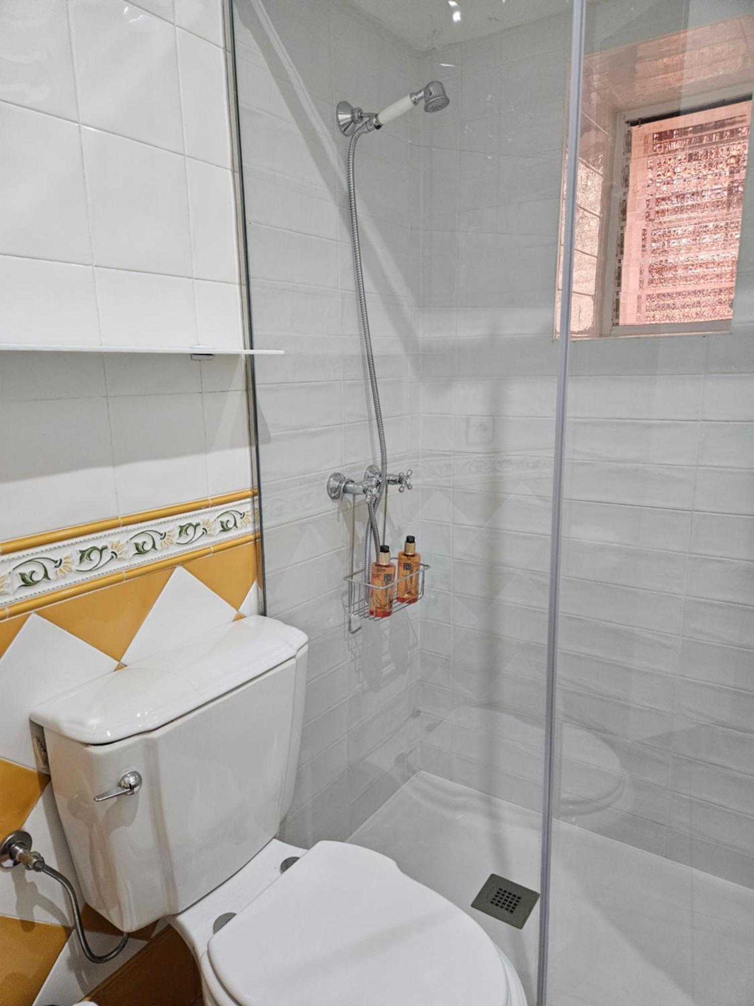 De La Fuente, Con Terraza Y Parking Appartement *